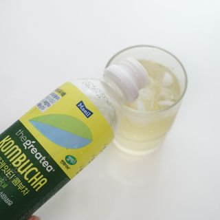 더그레잇티 콤부차 [매일유업] 더그레잇티 44kcal 콤부차 300ml *12개입 (오리지널 6개+베리리치 6개) — 5점을 준 리뷰어가 2023년 8월 올린 사용 사진
