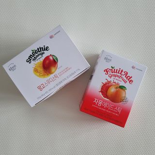 [복음자리] 바리스타 패키지 2종 랜덤발송 (딸기스무디 스틱+샤인머스캣에이드 or 망고스무디+자몽에이드) — 4점을 준 리뷰어가 2022년 7월 올린 사용 사진