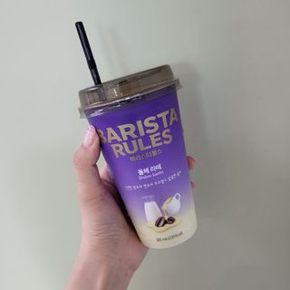 바리스타룰스 돌체 라떼 — 5점을 준 리뷰어가 2023년 4월 올린 사용 사진
