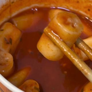 프리 [요리궁리] 타입 B (매콤,치즈,매콤까르보) 꽃떡볶이 6개입 세트 — 5점을 준 리뷰어가 2024년 12월 올린 사용 사진