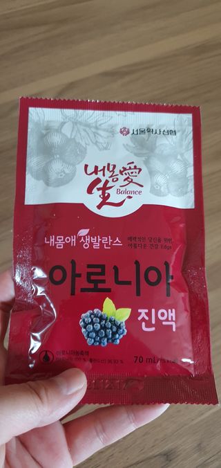 서울약사신협_내몸애생발란스아로니아_70ml x 30포 — 5점을 준 리뷰어가 2021년 6월 올린 사용 사진