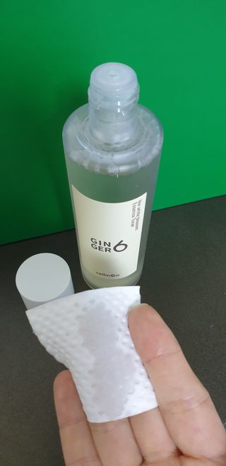 GINGER6 라이크 화이트 블라썸 에센스 토너 — 5점을 준 리뷰어가 2021년 11월 올린 사용 사진