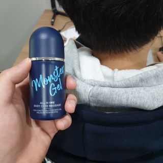 [바록스] 류현진 올인원 바디릴렉싱 몬스터겔 50ml — 5점을 준 리뷰어가 2021년 4월 올린 사용 사진