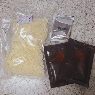 [한면원] 비빔국수 2인분 — 4.5점을 준 리뷰어가 2022년 8월 올린 사용 사진
