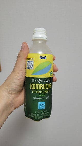 더그레잇티 콤부차 [매일유업] 더그레잇티 44kcal 콤부차 300ml *12개입 (오리지널 6개+베리리치 6개) — 5점을 준 리뷰어가 2023년 7월 올린 사용 사진