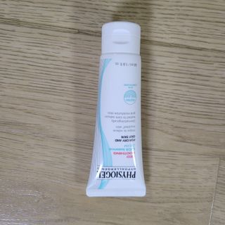피지오겔 레드수딩 시카밸런스 크림 50ml — 5점을 준 리뷰어가 2022년 4월 올린 사용 사진