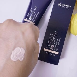 아이앤립 / EYENLIP 아이앤립 루센트 비비크림 2 Color — 5점을 준 리뷰어가 2021년 6월 올린 사용 사진