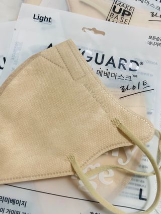 [애니가드] 셋업 메베마스크라이트  (대형 4컬러 + 중형 4컬러) — 5점을 준 리뷰어가 2022년 7월 올린 사용 사진