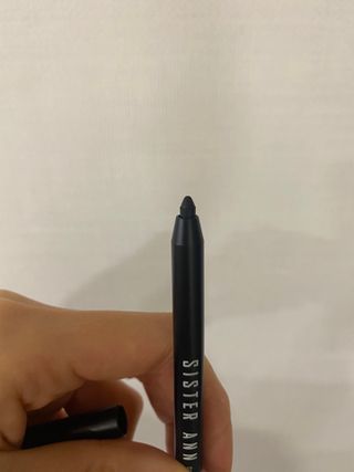 씨스터앤 더블이펙트 워터프루프 아이펜슬 11종 택 1 — 5점을 준 리뷰어가 2022년 2월 올린 사용 사진