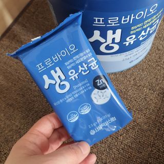 서울약사신협_프로바이오생유산균_2.5G x 100포 — 4점을 준 리뷰어가 2021년 2월 올린 사용 사진