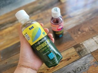 더그레잇티 콤부차 [매일유업] 더그레잇티 44kcal 콤부차 300ml *12개입 (오리지널 6개+베리리치 6개) — 5점을 준 리뷰어가 2023년 7월 올린 사용 사진