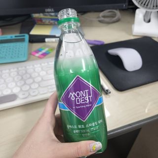 몽베스트 Montbest with Sparkling water Plain 20병 — 5점을 준 리뷰어가 2022년 5월 올린 사용 사진