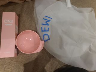 [유니프] 헤어 샤이니 핑크 컬러 트리트먼트240g — 4점을 준 리뷰어가 2023년 12월 올린 사용 사진