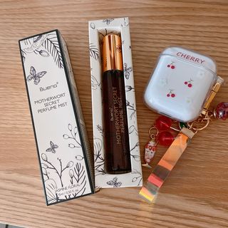 브에노 마더워트 시크릿 퍼퓸 미스트 — 5점을 준 리뷰어가 2021년 6월 올린 사용 사진