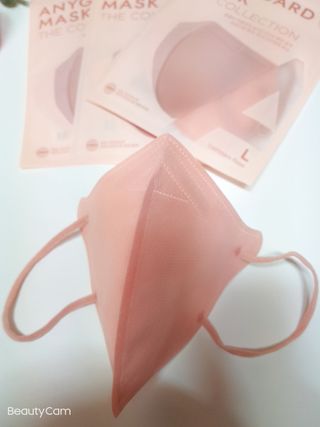 애니가드 셋업마스크 4컬러 각 10매입 [크리미베이지, 캐시미어로즈, 초콜렛브라운, 미드나잇네이비] — 5점을 준 리뷰어가 2022년 2월 올린 사용 사진