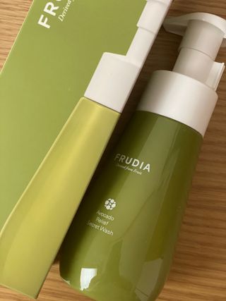 [후르디아] 아보카도 약산성 비건 여성 청결제 — 5점을 준 리뷰어가 2021년 3월 올린 사용 사진