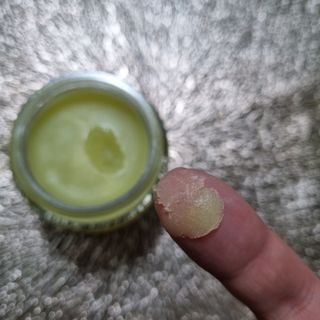 올리브 오일 스킨케어 컴퍼니 [OOSC] 순한 베이비 퓨어 수딩밤 오리지널 60g — 5점을 준 리뷰어가 2021년 5월 올린 사용 사진