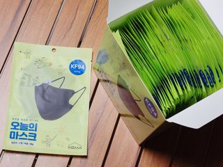 [심폐소생소] 오늘의마스크 KF94 소형 초등학생 어린이 마스크 — 5점을 준 리뷰어가 2022년 1월 올린 사용 사진
