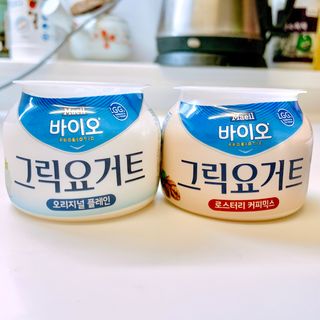 매일바이오 그릭요거트 오리지널 플레인 4개, 로스터리 커피믹스 4개 — 3점을 준 리뷰어가 2021년 12월 올린 사용 사진