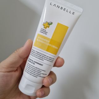 랑벨 비타 에너지 잡티 크림 75ml (피부 속 기미완화크림) — 5점을 준 리뷰어가 2022년 5월 올린 사용 사진