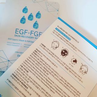 Dr.느루벗 느루벗 EGF FGF 스킨 리커버리 마스크 10장 — 5점을 준 리뷰어가 2021년 5월 올린 사용 사진