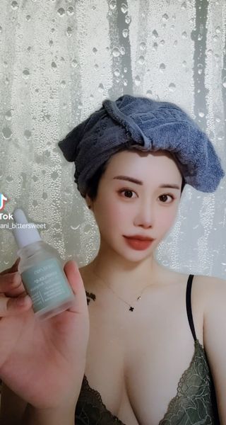 나나스킨 콤플렉스씨쓰리닥터클리어앰플 — 5점을 준 리뷰어가 2021년 10월 올린 사용 사진