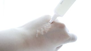 브에노 스킨셀 더마 앰플 — 4.5점을 준 리뷰어가 2021년 6월 올린 사용 사진