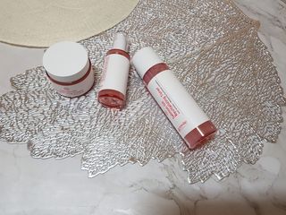 아이앤립 / EYENLIP 아이앤립 연어오일 리바이탈라이징 토너+앰플+크림 3종 세트 — 4.5점을 준 리뷰어가 2021년 4월 올린 사용 사진