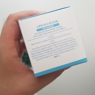 Dr.느루벗 느루벗 모이스쳐 24 크림 — 5점을 준 리뷰어가 2021년 1월 올린 사용 사진