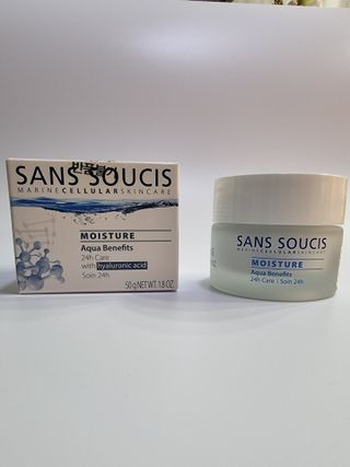 산수시 아쿠아 베네핏 24h 수부지 물광 속건조 수분크림 50ml — 5점을 준 리뷰어가 2021년 7월 올린 사용 사진