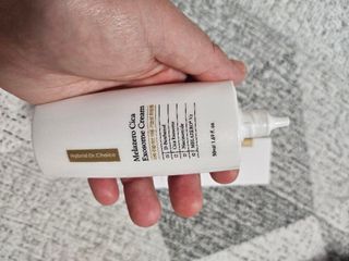 하이브리온 [쿠팡]멜라제로 시카엑소좀 크림 50ml PDRN 줄기세포 주름 미백기능성 피부과 병원입점, 1개, 50g — 5점을 준 리뷰어가 2025년 7월 올린 사용 사진
