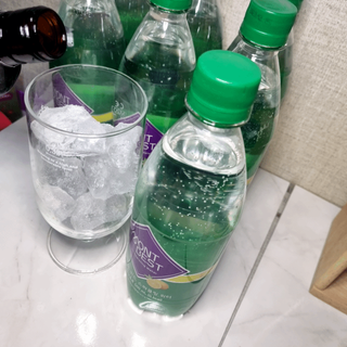 몽베스트 Montbest with Sparkling water Lemon OR Lime 20병(랜덤) — 5점을 준 리뷰어가 2023년 2월 올린 사용 사진