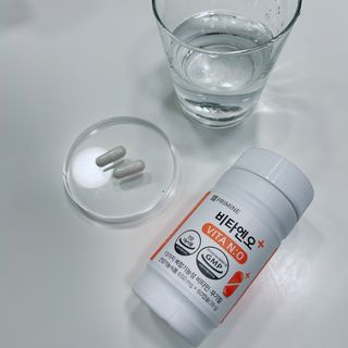 프리마인 성큼다가온 봄, 이너뷰티를 챙겨야 피부도 화사하게, 컨디션도 활기차게. 흡수율을 높인 고효율 비타민. — 5점을 준 리뷰어가 2022년 4월 올린 사용 사진