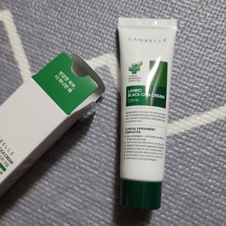 랑벨 랑바이오 블랙 시카 크림 50ml(블랙비 프로폴리스, 시카 4종, 판테놀 10 함유) — 5점을 준 리뷰어가 2022년 6월 올린 사용 사진
