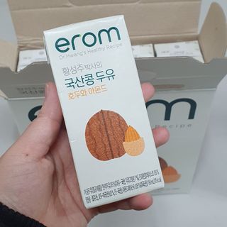 이롬 erom 황성주박사의 국산콩 두유 호두와 아몬드 — 5점을 준 리뷰어가 2020년 12월 올린 사용 사진