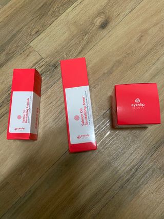 아이앤립 / EYENLIP 아이앤립 연어오일 리바이탈라이징 토너+앰플+크림 3종 세트 — 5점을 준 리뷰어가 2021년 5월 올린 사용 사진