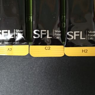 짜먹는 이지견과 짜먹는 이지아몬드, 짜먹는 이지허니피넛, 짜먹는 이지캐슈넛 각 10g X  10포 — 5점을 준 리뷰어가 2021년 2월 올린 사용 사진
