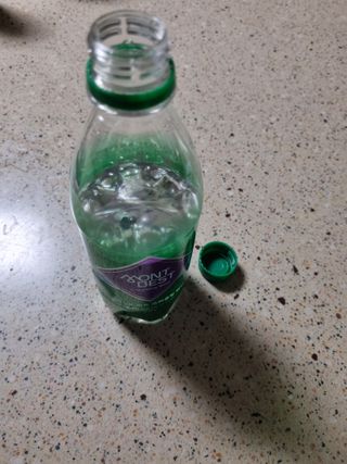 몽베스트 Montbest with Sparkling water Plain 20병 — 5점을 준 리뷰어가 2021년 11월 올린 사용 사진