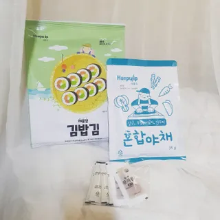해풀잎 누구나 김밥*1ea [(혼합야채 35g *1ea,  김밥김 (5g, 5ea),  양념간장 (6g, 5ea), 참기름(5g, 2ea)] — 5점을 준 리뷰어가 2022년 5월 올린 사용 사진