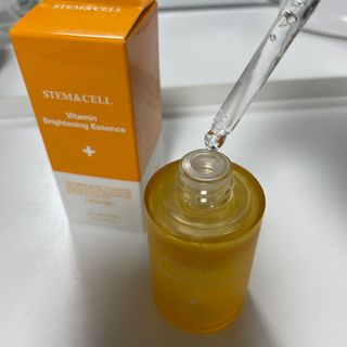 체르엠 스템앤셀 비타민 브라이트닝 에센스 30ml 1개 — 4.5점을 준 리뷰어가 2021년 9월 올린 사용 사진