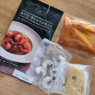 프레시지 [구매평]최현석의 쵸이닷 새우 토마토 파스타 (냉동) — 5점을 준 리뷰어가 2025년 6월 올린 사용 사진