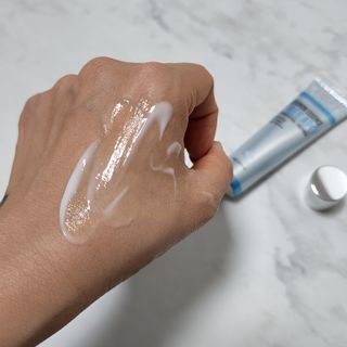 조아산코스메틱 승비 에센스 프리아포 오리엔탈 허브 크림 + 승비 에센스 프리아포 오리엔탈 허브 스킨 SET — 4점을 준 리뷰어가 2022년 5월 올린 사용 사진