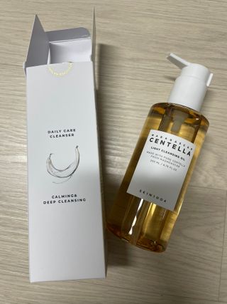 스킨1004 [SKIN1004] 마다가스카르 센텔라 라이트 클렌징 오일 200ml — 5점을 준 리뷰어가 2024년 7월 올린 사용 사진