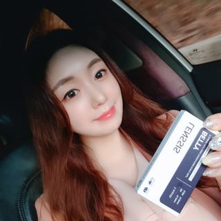 렌시스 LENSSIS [ 렌시스 ] 품절대란템 , 데일리로 쓰기 좋은 ＃베티 시리즈 1개월용 ｜ 5컬러 중 택1 ｜ — 5점을 준 리뷰어가 2021년 4월 올린 사용 사진