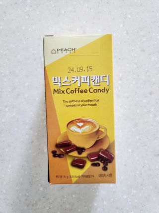 (주) 피치코리아 믹스커피캔디76g x2개입 — 5점을 준 리뷰어가 2022년 11월 올린 사용 사진