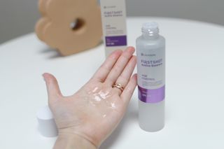 리더스코스메틱 리더스 퍼스트 샷 액티브 에센스 에이지 컨트롤 — 4점을 준 리뷰어가 2022년 2월 올린 사용 사진