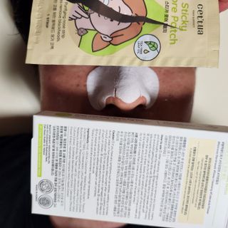 세뚜아(Cettua) 세뚜아 스티키 포어 패치 Cettua Sticky Pore Patch — 4점을 준 리뷰어가 2023년 7월 올린 사용 사진