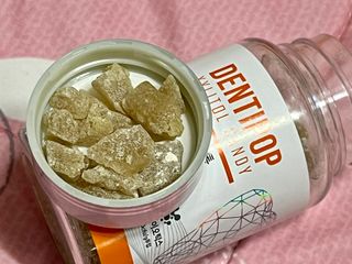 작심연구소 구취제거+충치예방+치아화이트닝 마법의 캔디 덴티팝3종(맛 랜덤 발송) — 5점을 준 리뷰어가 2022년 6월 올린 사용 사진