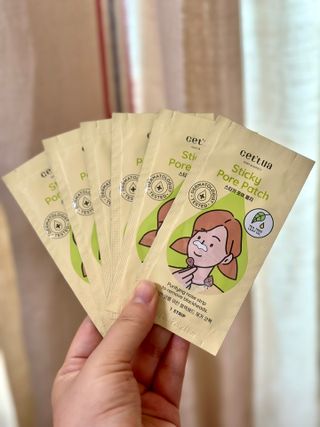 세뚜아(Cettua) 세뚜아 스티키 포어 패치 Cettua Sticky Pore Patch — 5점을 준 리뷰어가 2023년 8월 올린 사용 사진