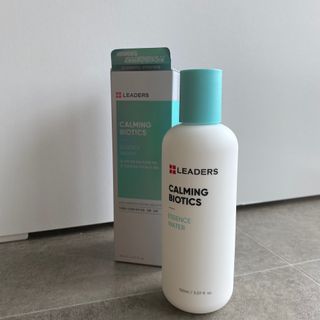 리더스코스메틱 리더스 카밍 바이오틱스 에센스 워터 — 5점을 준 리뷰어가 2021년 7월 올린 사용 사진